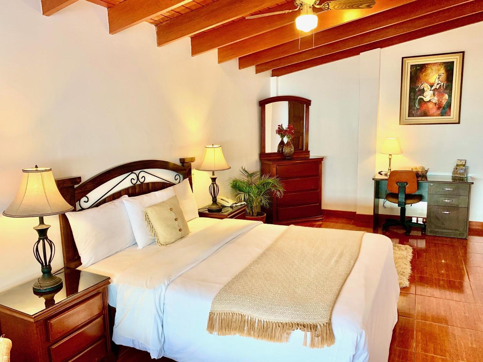 Casa Bella Boutique Hotel San Isidro ลิมา ภายนอก รูปภาพ